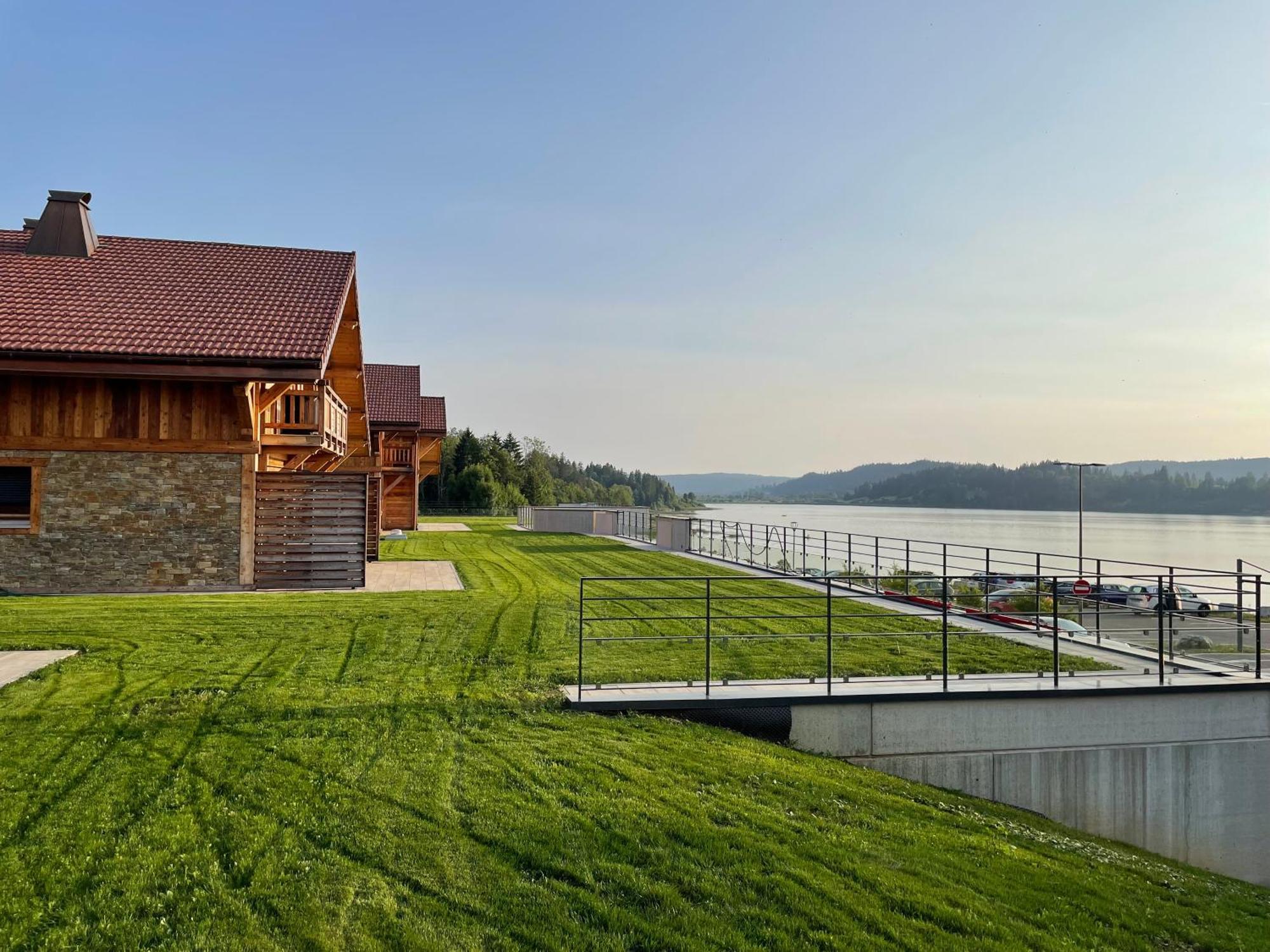 Chalets Coeur Du Lac Мальбюисон Экстерьер фото